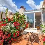 Secret Garden Apartment By Hello Homes Sitges